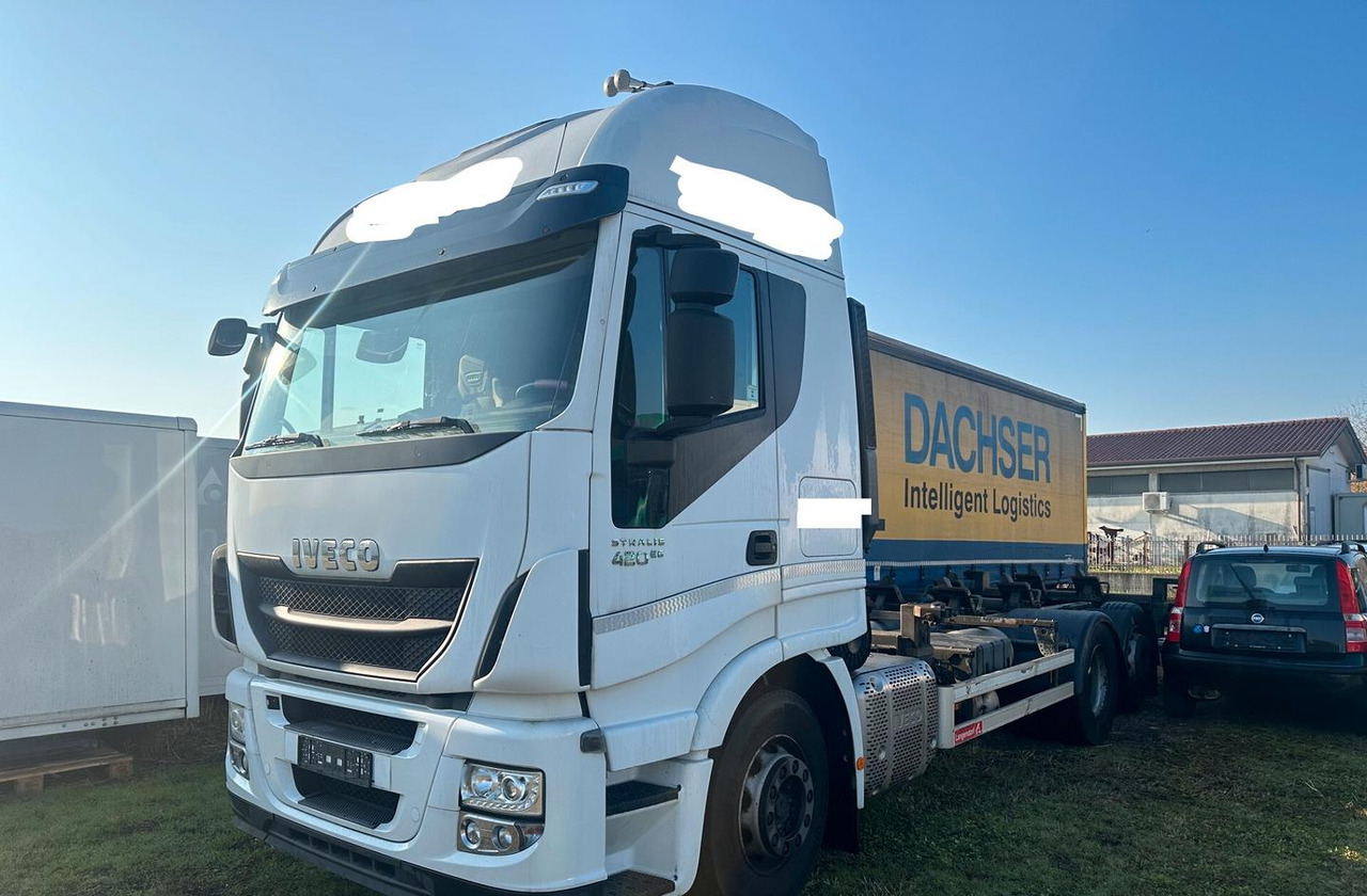 Iveco STRALIS AS 260 S 42 CASSE MOBILI SPONDA EURO - Cab chassis truck: picture 2 Iveco STRALIS AS 260 S 42 CASSE MOBILI SPONDA EURO - Cab chassis truck: picture 2