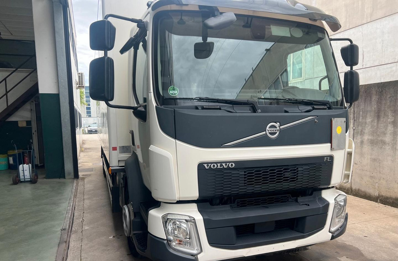 VOLVO FL 250 euro 6 sponda - Box truck: picture 2 VOLVO FL 250 euro 6 sponda - Box truck: picture 2