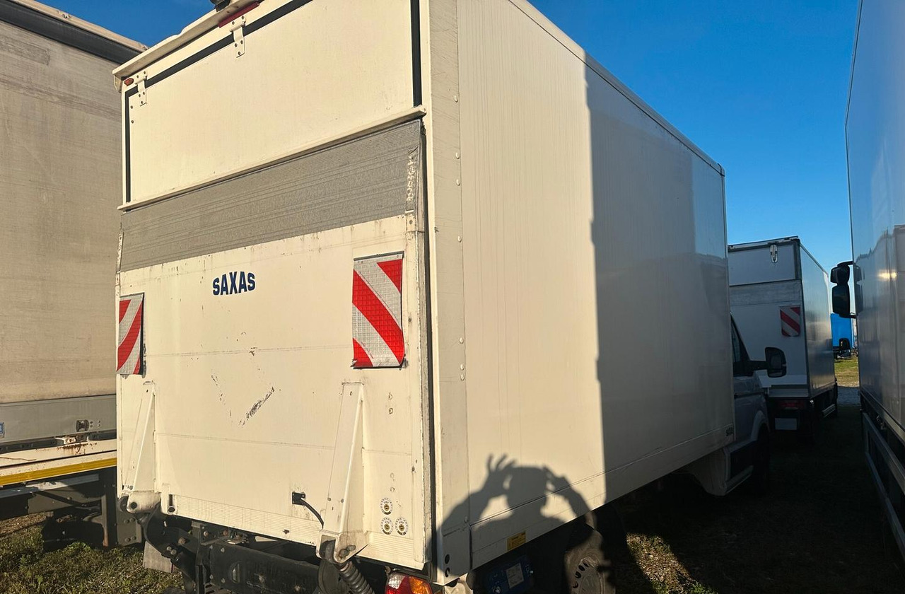 Volkswagen - Closed box van: picture 3 Volkswagen - Closed box van: picture 3