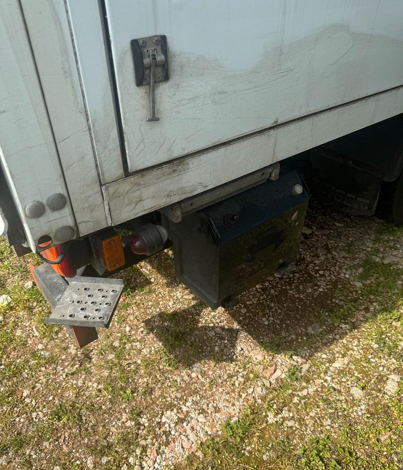 Iveco 75e190 - Box truck: picture 2 Iveco 75e190 - Box truck: picture 2