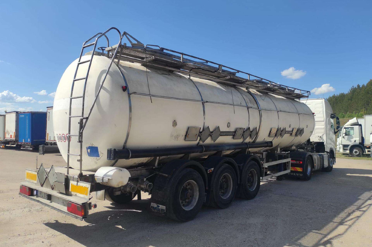 Farcinox FX-3-11 - Tanker semi-trailer: picture 3 Farcinox FX-3-11 - Tanker semi-trailer: picture 3