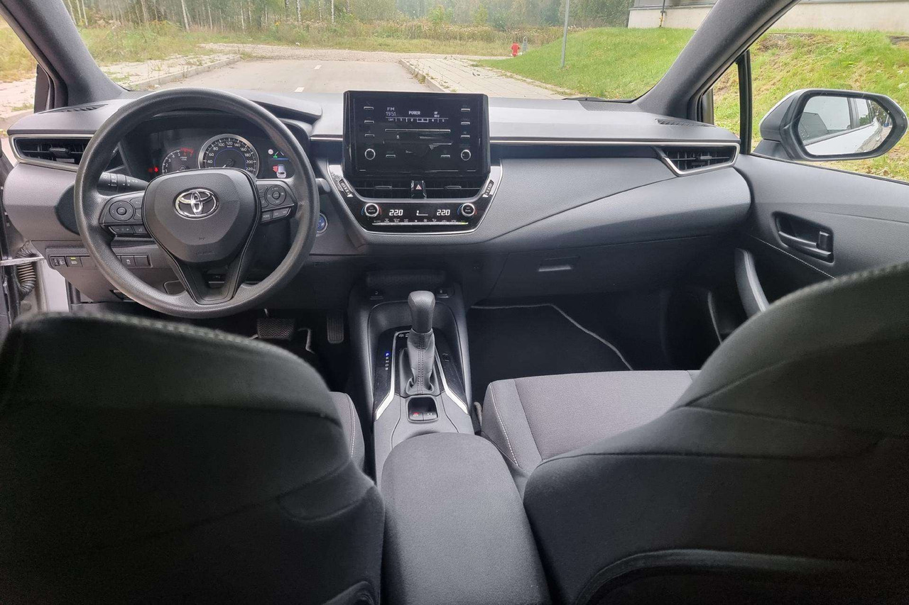 Toyota Corolla - Saloon car: picture 3 Toyota Corolla - Saloon car: picture 3