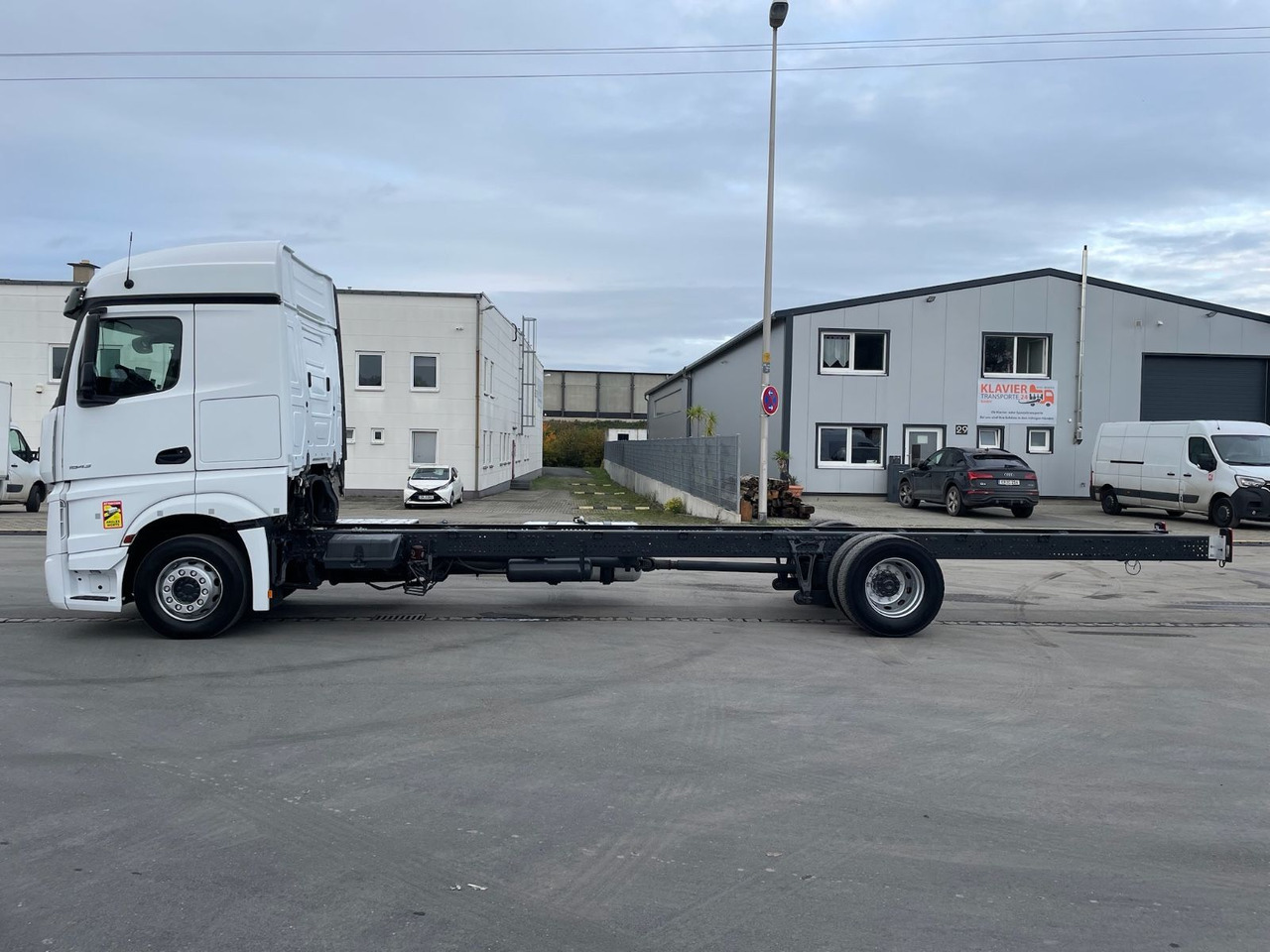 Mercedes-Benz Actros 4 1843 4x2 Fahrgestell/StandAC/ACC/EU6 - Cab chassis truck: picture 4 Mercedes-Benz Actros 4 1843 4x2 Fahrgestell/StandAC/ACC/EU6 - Cab chassis truck: picture 4