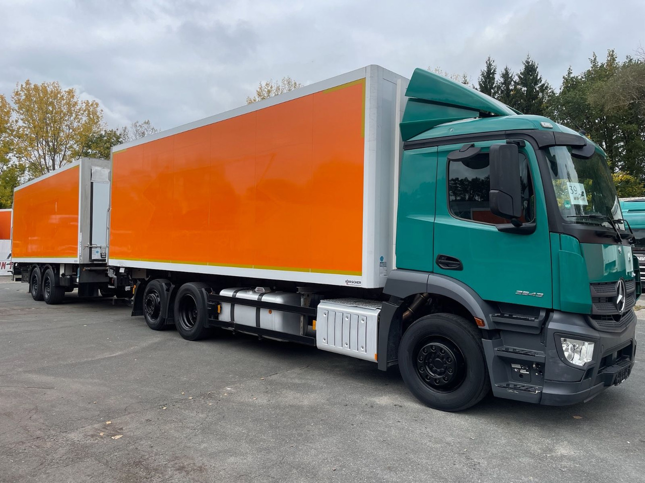 Mercedes-Benz Antos 2543 6x2 Kühlkoffer/CARRIER/NLA/LBW/AC/EU6 - Refrigerated truck: picture 1 Mercedes-Benz Antos 2543 6x2 Kühlkoffer/CARRIER/NLA/LBW/AC/EU6 - Refrigerated truck: picture 1