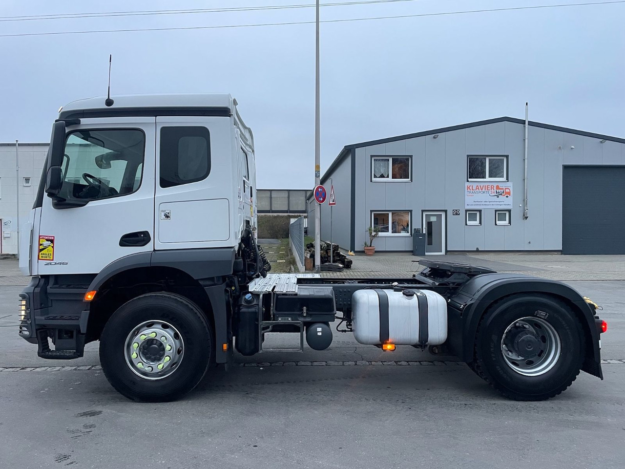 Mercedes-Benz Arocs 2046 4x2/Retarder/PTO/LGS/EU6d - Tractor unit: picture 3 Mercedes-Benz Arocs 2046 4x2/Retarder/PTO/LGS/EU6d - Tractor unit: picture 3