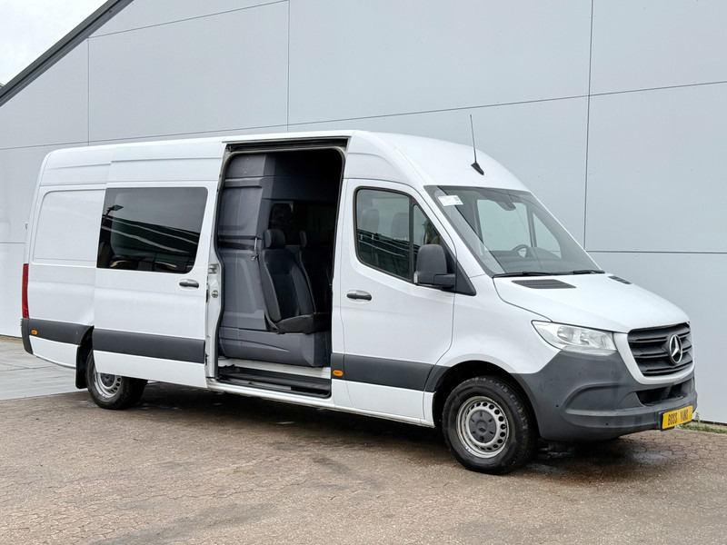Mercedes-Benz Sprinter 319 1.9 CDI Automaat L3H2 Dubbele Cabine Mercedes ME MBUX Climate Control Camera Navigatie Trekhaak DOKA DC - Panel van, Crew cab van: picture 5 Mercedes-Benz Sprinter 319 1.9 CDI Automaat L3H2 Dubbele Cabine Mercedes ME MBUX Climate Control Camera Navigatie Trekhaak DOKA DC - Panel van, Crew cab van: picture 5