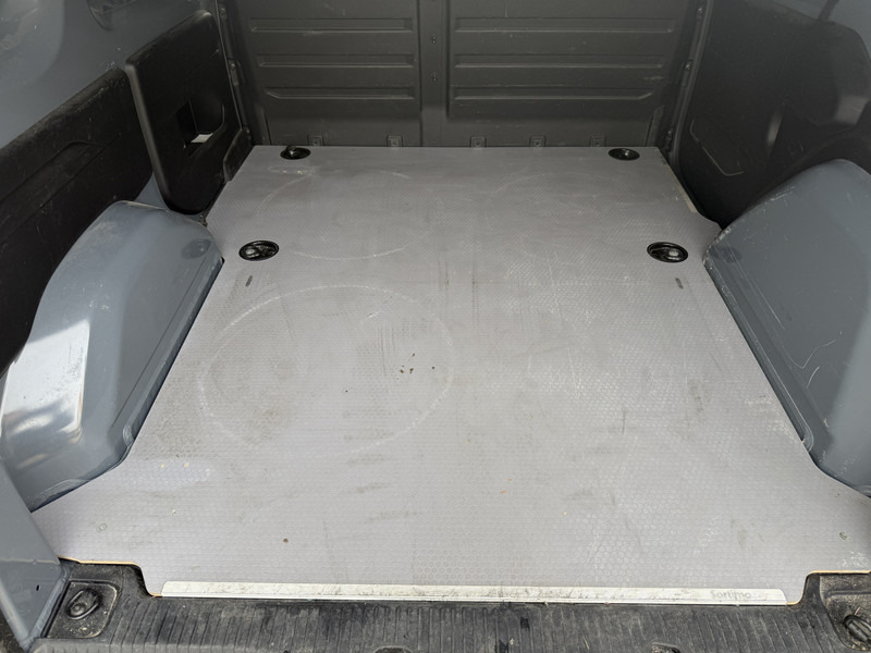 Small van Nissan Townstar N-Connecta 1.3 130PK **Benzine** L1H1 Airco Carplay Cruise Control Trekhaak Keyless Start Stoelverwarming Parkeersensoren voor achter: picture 15 Small van Nissan Townstar N-Connecta 1.3 130PK **Benzine** L1H1 Airco Carplay Cruise Control Trekhaak Keyless Start Stoelverwarming Parkeersensoren voor achter: picture 15