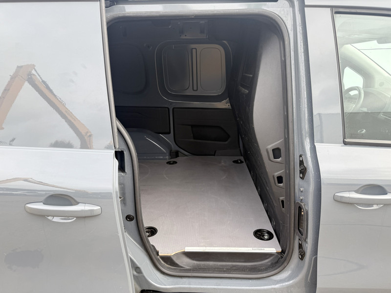 Small van Nissan Townstar N-Connecta 1.3 130PK **Benzine** L1H1 Airco Carplay Cruise Control Trekhaak Keyless Start Stoelverwarming Parkeersensoren voor achter: picture 10 Small van Nissan Townstar N-Connecta 1.3 130PK **Benzine** L1H1 Airco Carplay Cruise Control Trekhaak Keyless Start Stoelverwarming Parkeersensoren voor achter: picture 10