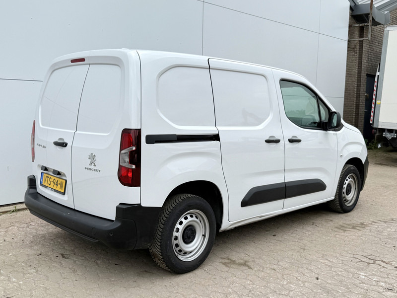Peugeot Partner 1.5 HDi 102pk L1H1 Climate Control Cruise Control Apple Carplay Parkeersensoren - Small van: picture 3 Peugeot Partner 1.5 HDi 102pk L1H1 Climate Control Cruise Control Apple Carplay Parkeersensoren - Small van: picture 3