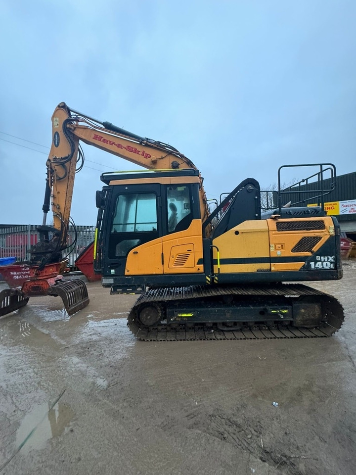 Hyundai HX140L  - Crawler excavator: picture 2 Hyundai HX140L  - Crawler excavator: picture 2