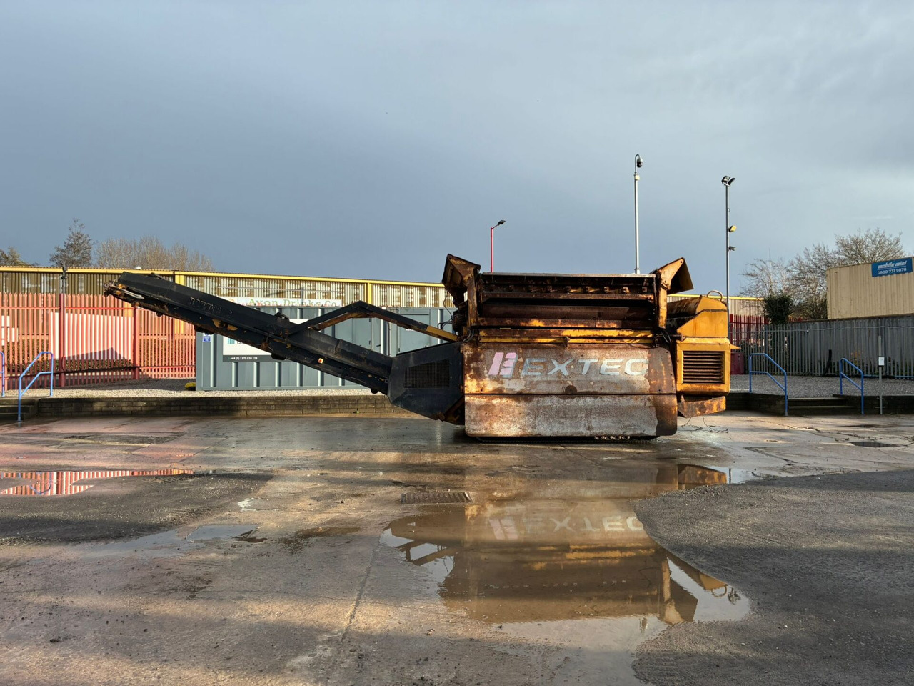 Extec RoboTrak - Screener: picture 2 Extec RoboTrak - Screener: picture 2