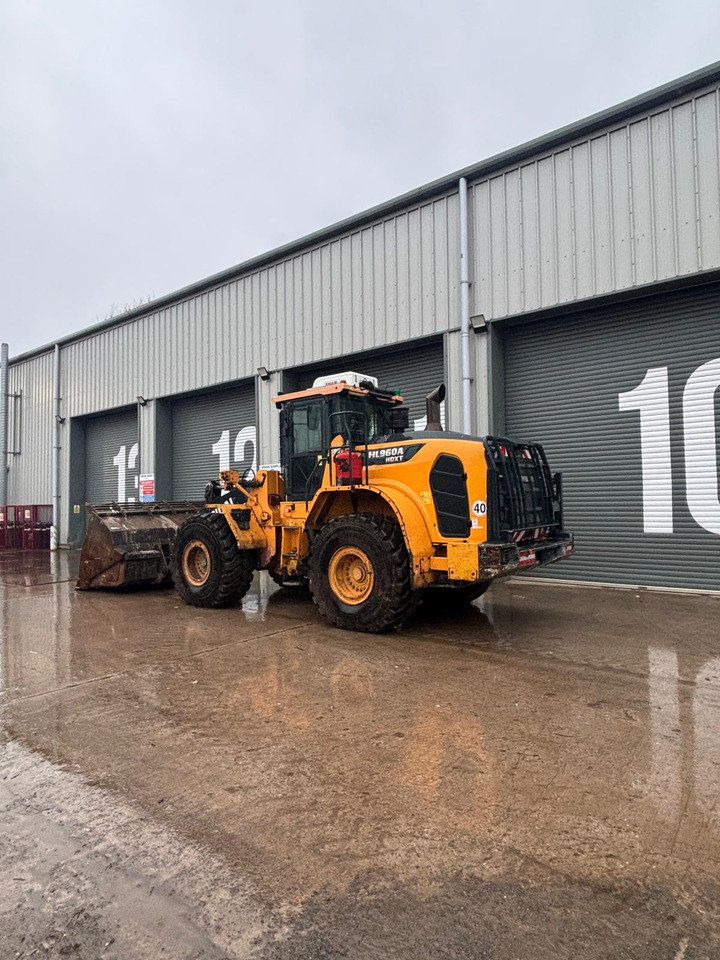 Hyundai HL960AHDXT - Wheel loader: picture 3 Hyundai HL960AHDXT - Wheel loader: picture 3