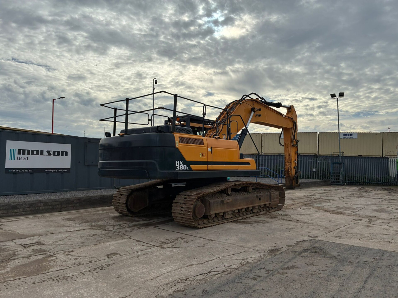 Hyundai HX380 - Crawler excavator: picture 5 Hyundai HX380 - Crawler excavator: picture 5