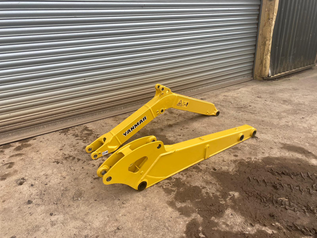 Yanmar Boom & Dipper - Boom: picture 1 Yanmar Boom & Dipper - Boom: picture 1