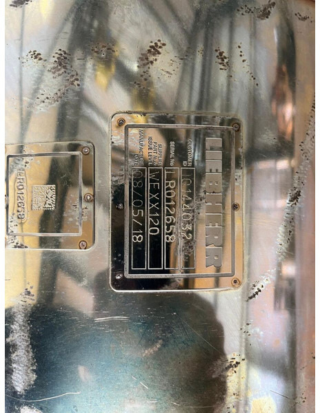 Muffler/ Exhaust system Liebherr: picture 17 Muffler/ Exhaust system Liebherr: picture 17