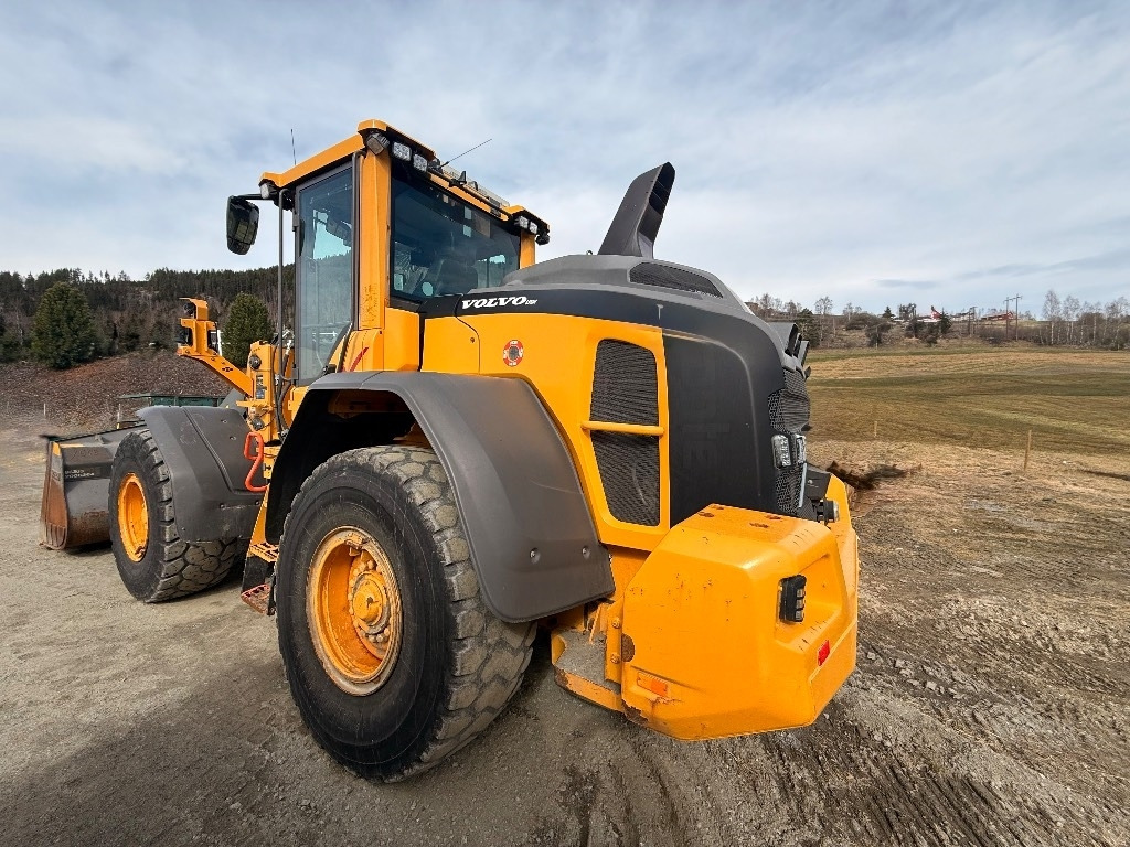 Volvo L 90 H - Wheel loader: picture 3 Volvo L 90 H - Wheel loader: picture 3