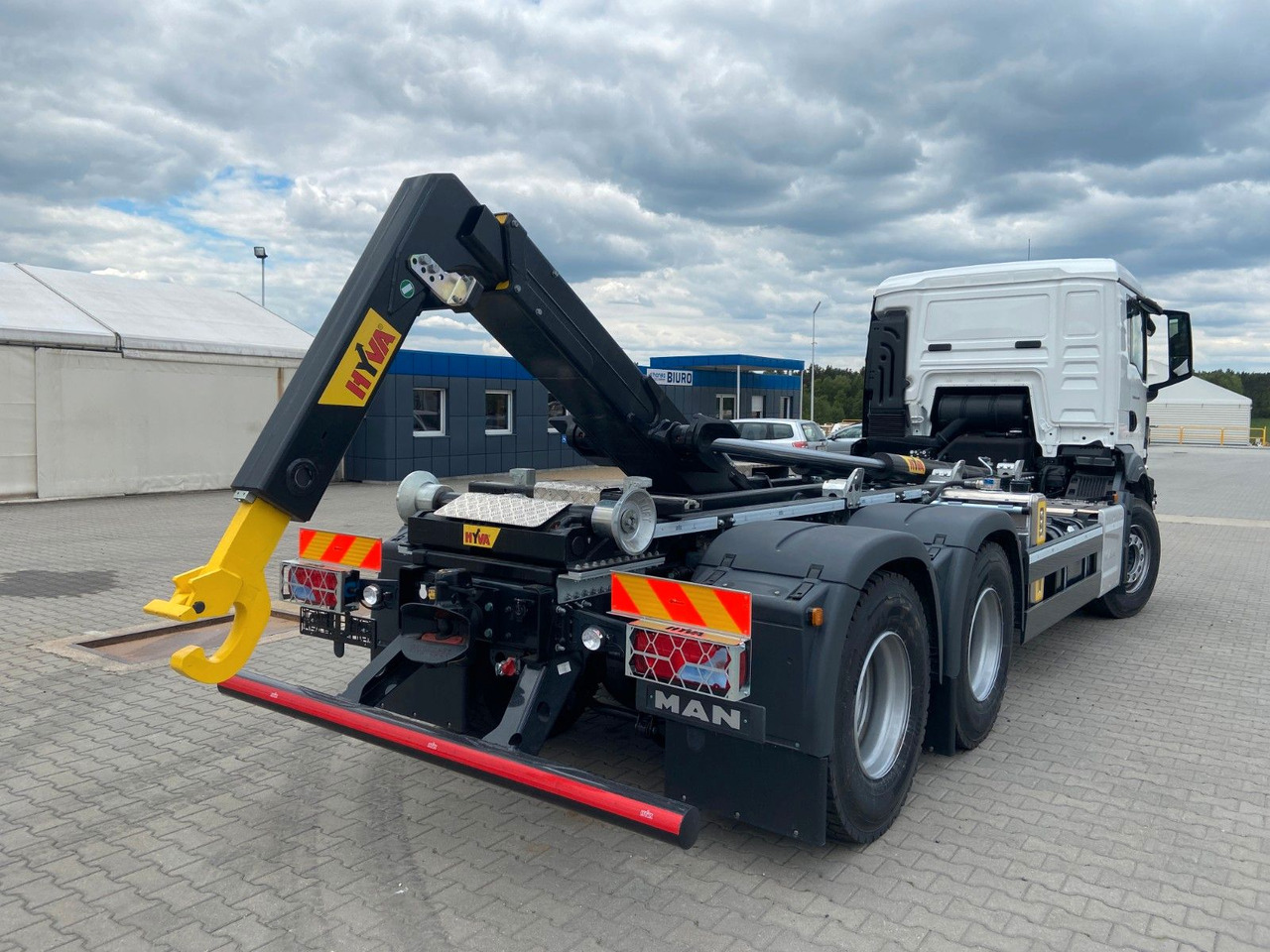 MAN TGS 26.440 6x4 Abrollkipper HYVA 20-60-S - Hook lift truck: picture 5 MAN TGS 26.440 6x4 Abrollkipper HYVA 20-60-S - Hook lift truck: picture 5