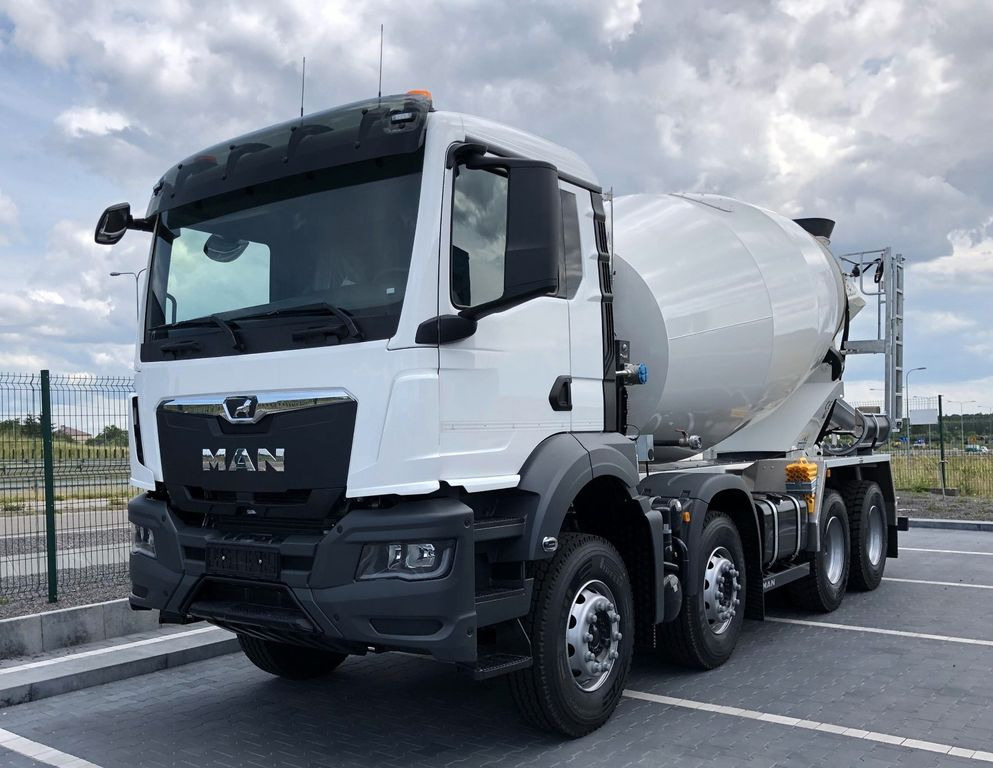 MAN TGS 35.440 8X4 GSR FML 9 M3 - Concrete mixer truck: picture 2 MAN TGS 35.440 8X4 GSR FML 9 M3 - Concrete mixer truck: picture 2