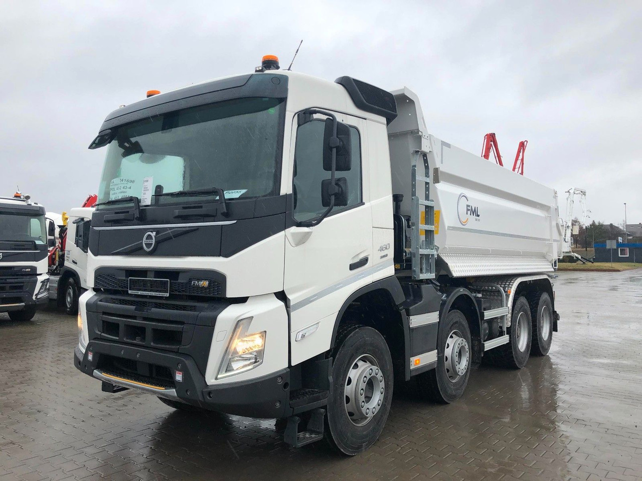 Volvo FMX 460 8x4 FML KIPPER - Tipper: picture 2 Volvo FMX 460 8x4 FML KIPPER - Tipper: picture 2