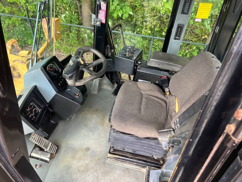 Wheel loader CAT 950G: picture 9 Wheel loader CAT 950G: picture 9