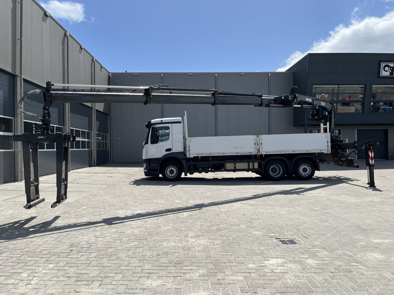 Mercedes-Benz ANTOS 2546 6X2 Bouwstoffenauto / Open laadbak vv KRAAN MKG HLK 221-3 met Palletklem - Dropside/ Flatbed truck, Crane truck: picture 2 Mercedes-Benz ANTOS 2546 6X2 Bouwstoffenauto / Open laadbak vv KRAAN MKG HLK 221-3 met Palletklem - Dropside/ Flatbed truck, Crane truck: picture 2