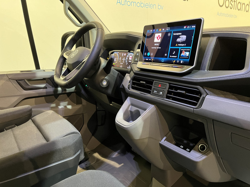Volkswagen Crafter 2.0 TDI L3H2 140 PK Automaat / Euro 6 / Airco / Cruise Control / PDC / CarPlay / 3-Zits / NIEUWSTE MODEL / 1.400 KM !! - Panel van: picture 3 Volkswagen Crafter 2.0 TDI L3H2 140 PK Automaat / Euro 6 / Airco / Cruise Control / PDC / CarPlay / 3-Zits / NIEUWSTE MODEL / 1.400 KM !! - Panel van: picture 3