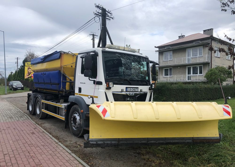 Leasing of  MAN TGM 26.290 piaskarka solarka schmidt 6x4 euro6 MAN TGM 26.290 piaskarka solarka schmidt 6x4 euro6: picture 10 Leasing of  MAN TGM 26.290 piaskarka solarka schmidt 6x4 euro6 MAN TGM 26.290 piaskarka solarka schmidt 6x4 euro6: picture 10