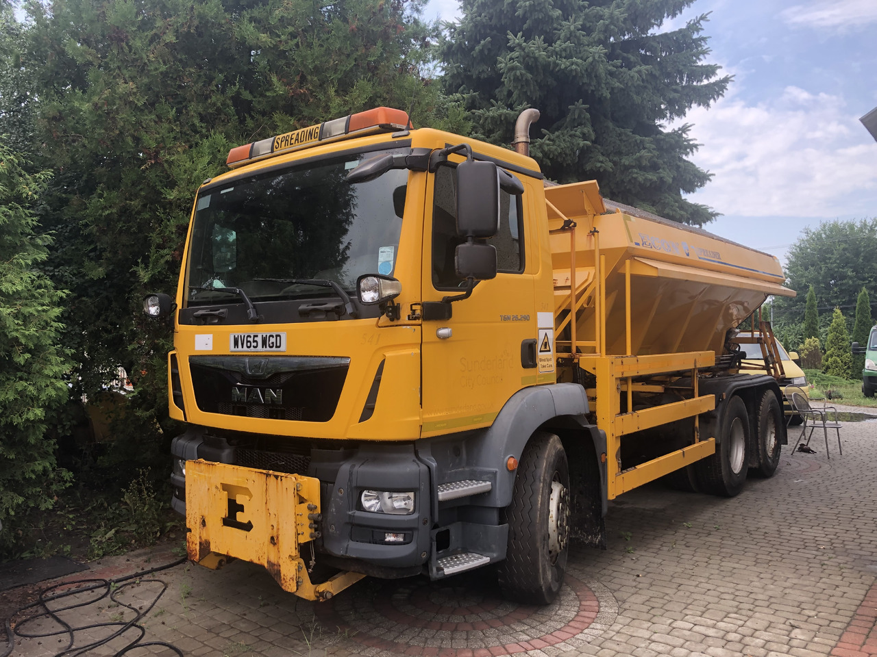 MAN TGM 26.290 Gritter/spreder 6x4 plough - Municipal/ Special vehicle: picture 1 MAN TGM 26.290 Gritter/spreder 6x4 plough - Municipal/ Special vehicle: picture 1