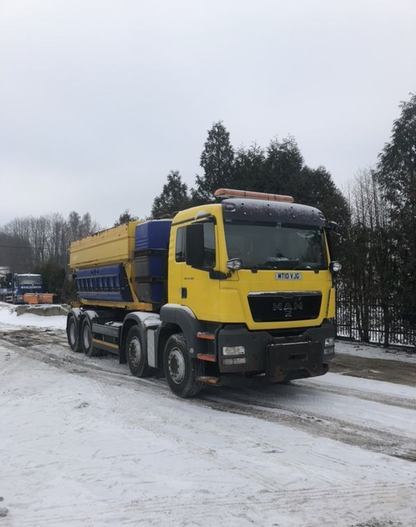 MAN TGS 32.360 8x4 piaskarka solarka schmidt euro5 pług - Municipal/ Special vehicle, Truck: picture 2 MAN TGS 32.360 8x4 piaskarka solarka schmidt euro5 pług - Municipal/ Special vehicle, Truck: picture 2