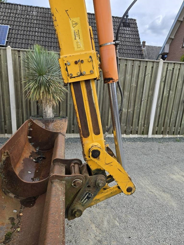 Fermec 860 - Backhoe loader: picture 5 Fermec 860 - Backhoe loader: picture 5