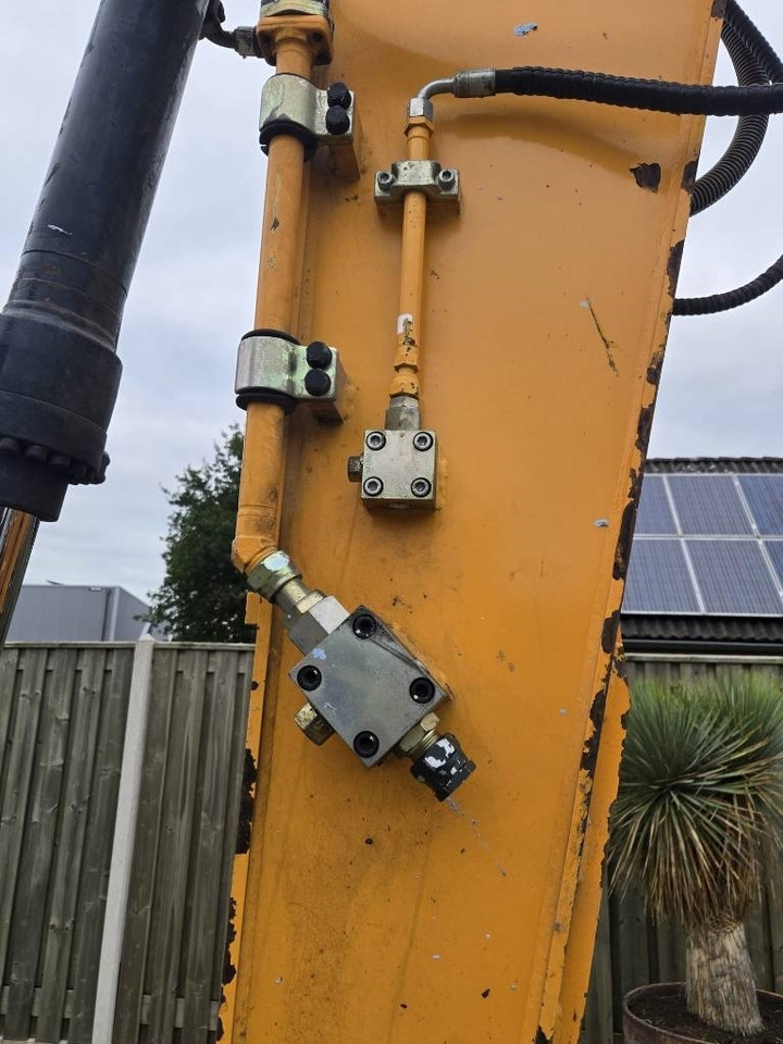 Wheel excavator Hyundai HW 160: picture 11