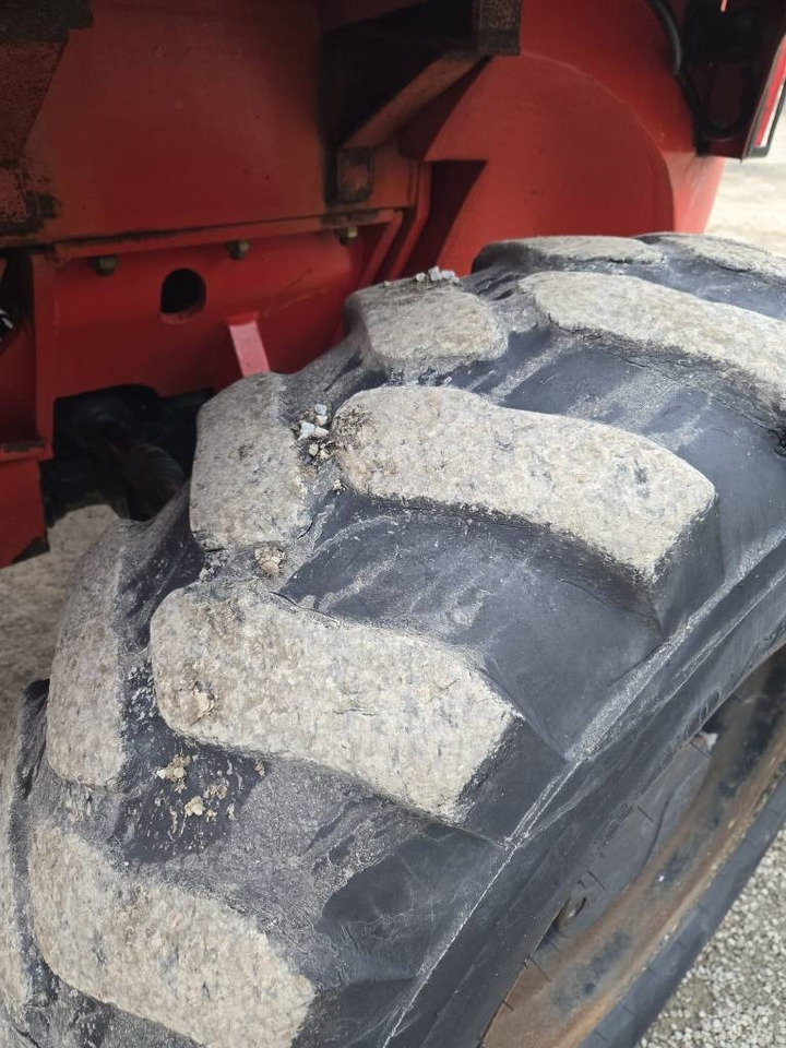 Leasing of Manitou M 50.4 T Manitou M 50.4 T: picture 9 Leasing of Manitou M 50.4 T Manitou M 50.4 T: picture 9