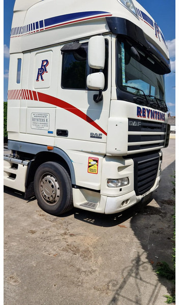 DAF XF 460 Super space cab - Tractor unit: picture 2 DAF XF 460 Super space cab - Tractor unit: picture 2
