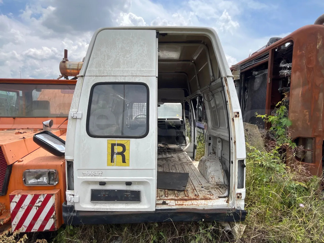 Ford Transit - Minibus, People carrier: picture 1 Ford Transit - Minibus, People carrier: picture 1