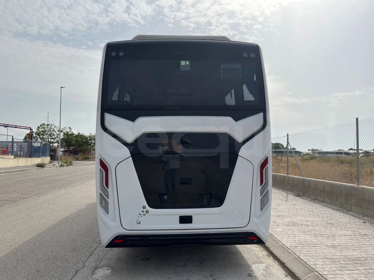 Isuzu Grand Toro - Coach: picture 5 Isuzu Grand Toro - Coach: picture 5