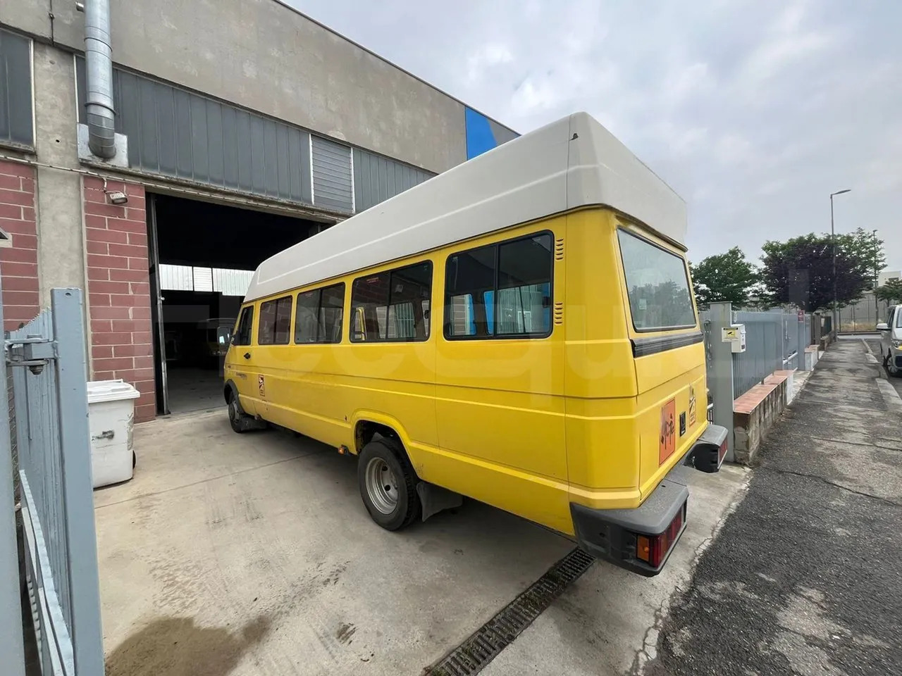 Iveco A45E10 - School bus: picture 5 Iveco A45E10 - School bus: picture 5
