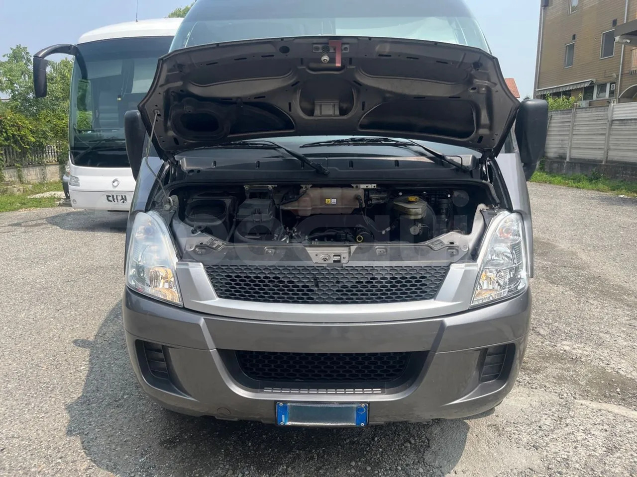 Iveco Daily - Coach: picture 4 Iveco Daily - Coach: picture 4