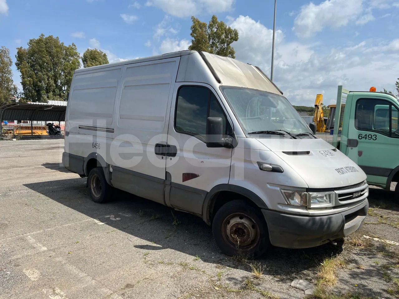 Iveco Daily - Minibus, People carrier: picture 1 Iveco Daily - Minibus, People carrier: picture 1