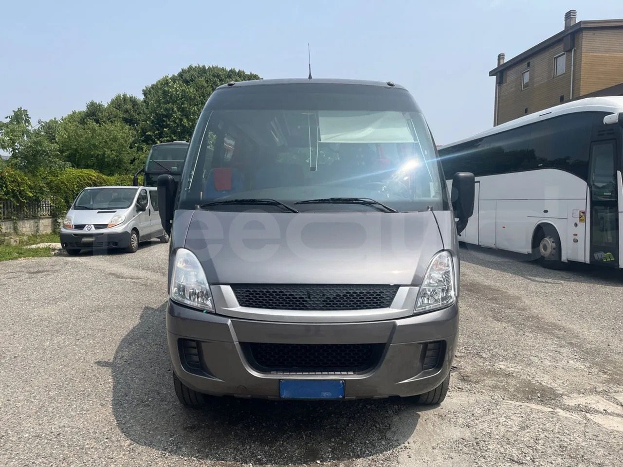 Iveco Daily - Coach: picture 1 Iveco Daily - Coach: picture 1