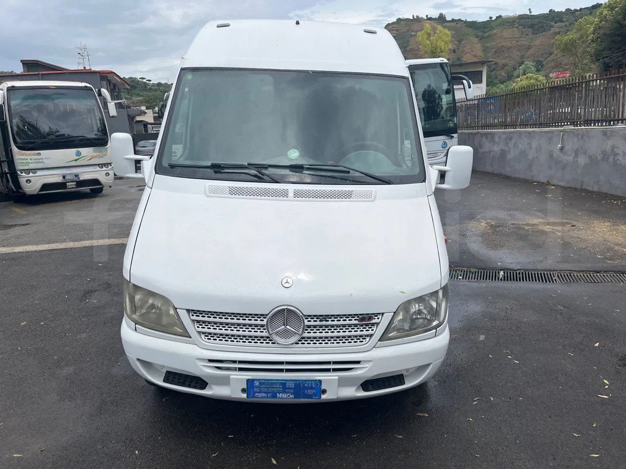 Mercedes-Benz Sprinter - Minibus, People carrier: picture 2 Mercedes-Benz Sprinter - Minibus, People carrier: picture 2