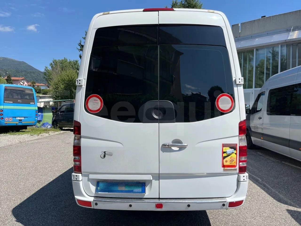 Mercedes-Benz Sprinter - Minibus, People carrier: picture 5 Mercedes-Benz Sprinter - Minibus, People carrier: picture 5