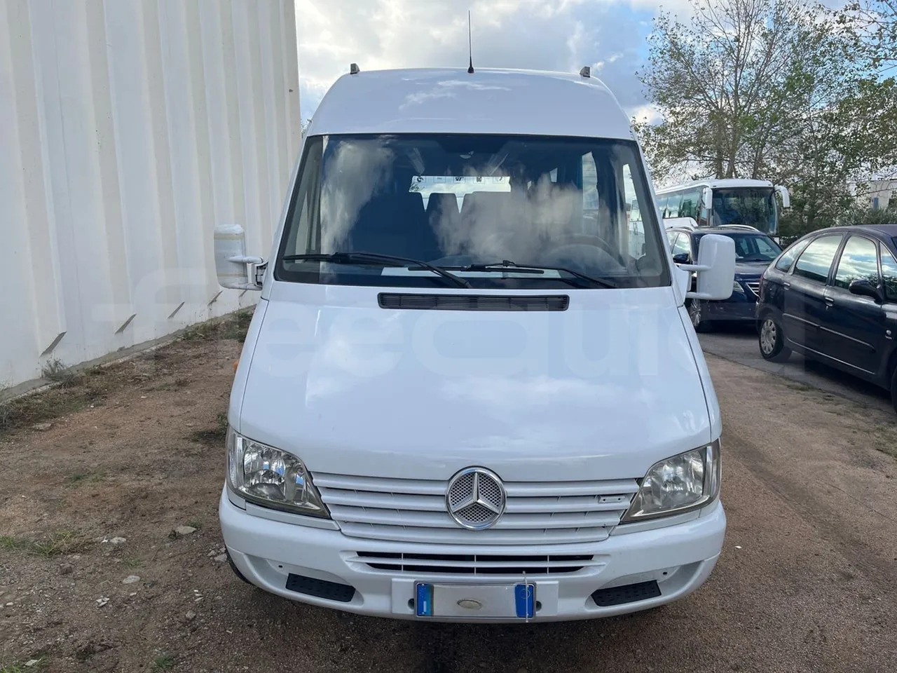 Mercedes-Benz Sprinter - Minibus, People carrier: picture 2 Mercedes-Benz Sprinter - Minibus, People carrier: picture 2