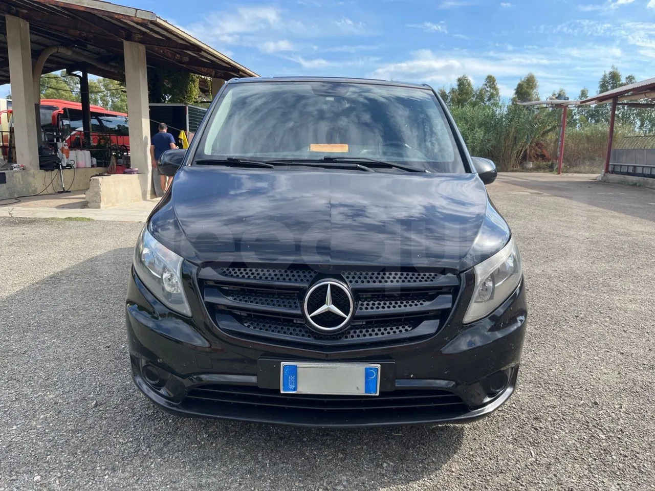 Mercedes-Benz Vito Tourer - Minibus, People carrier: picture 2 Mercedes-Benz Vito Tourer - Minibus, People carrier: picture 2