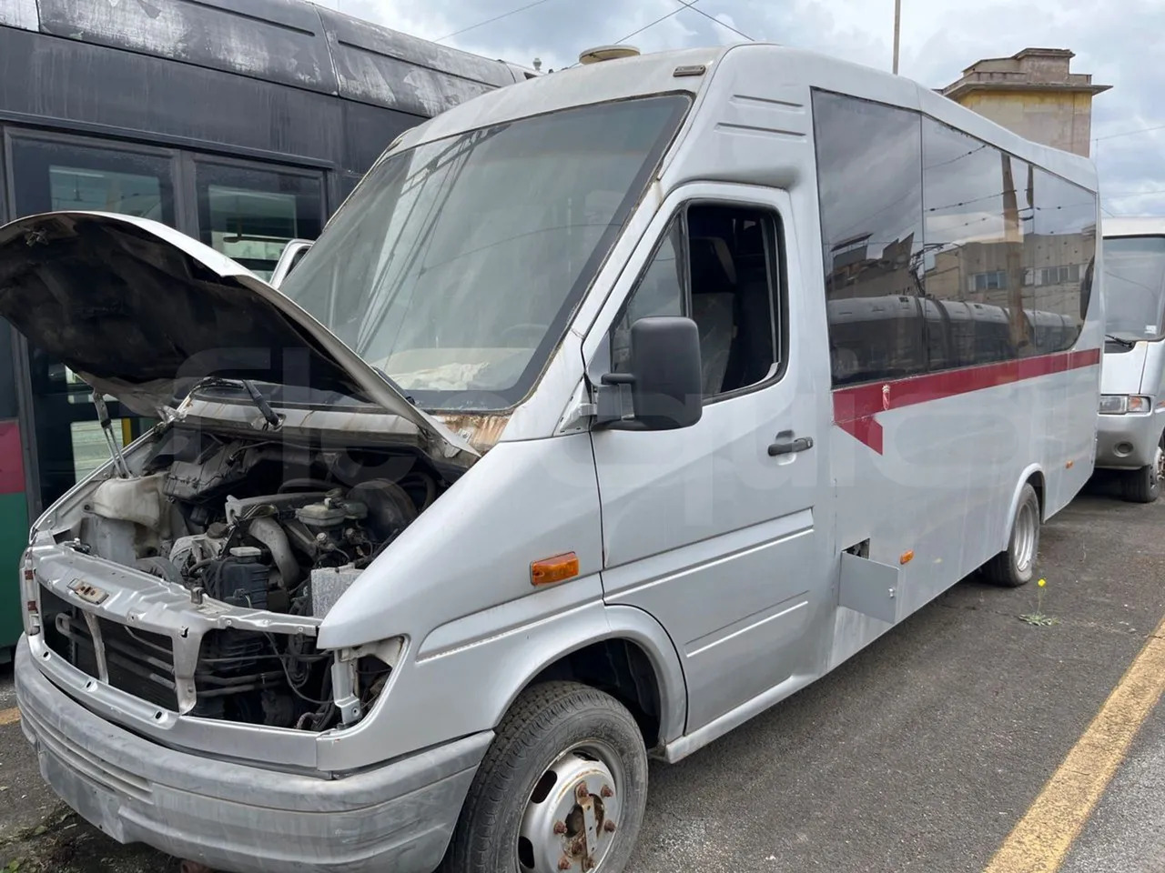N. 2 Mercedes-Benz 414T - Minibus, People carrier: picture 3 N. 2 Mercedes-Benz 414T - Minibus, People carrier: picture 3