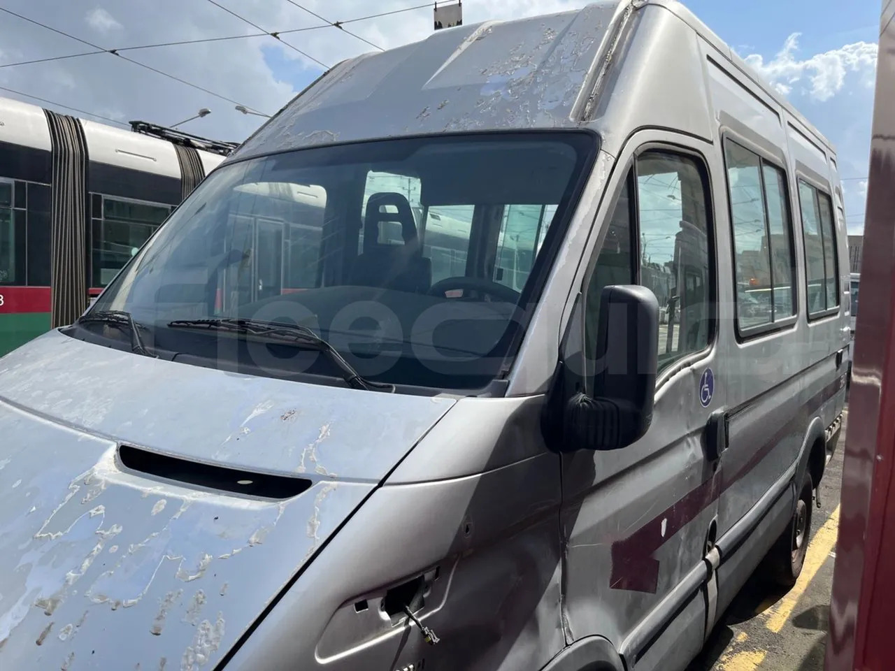 N.6Iveco Daily - Minibus, People carrier: picture 3 N.6Iveco Daily - Minibus, People carrier: picture 3