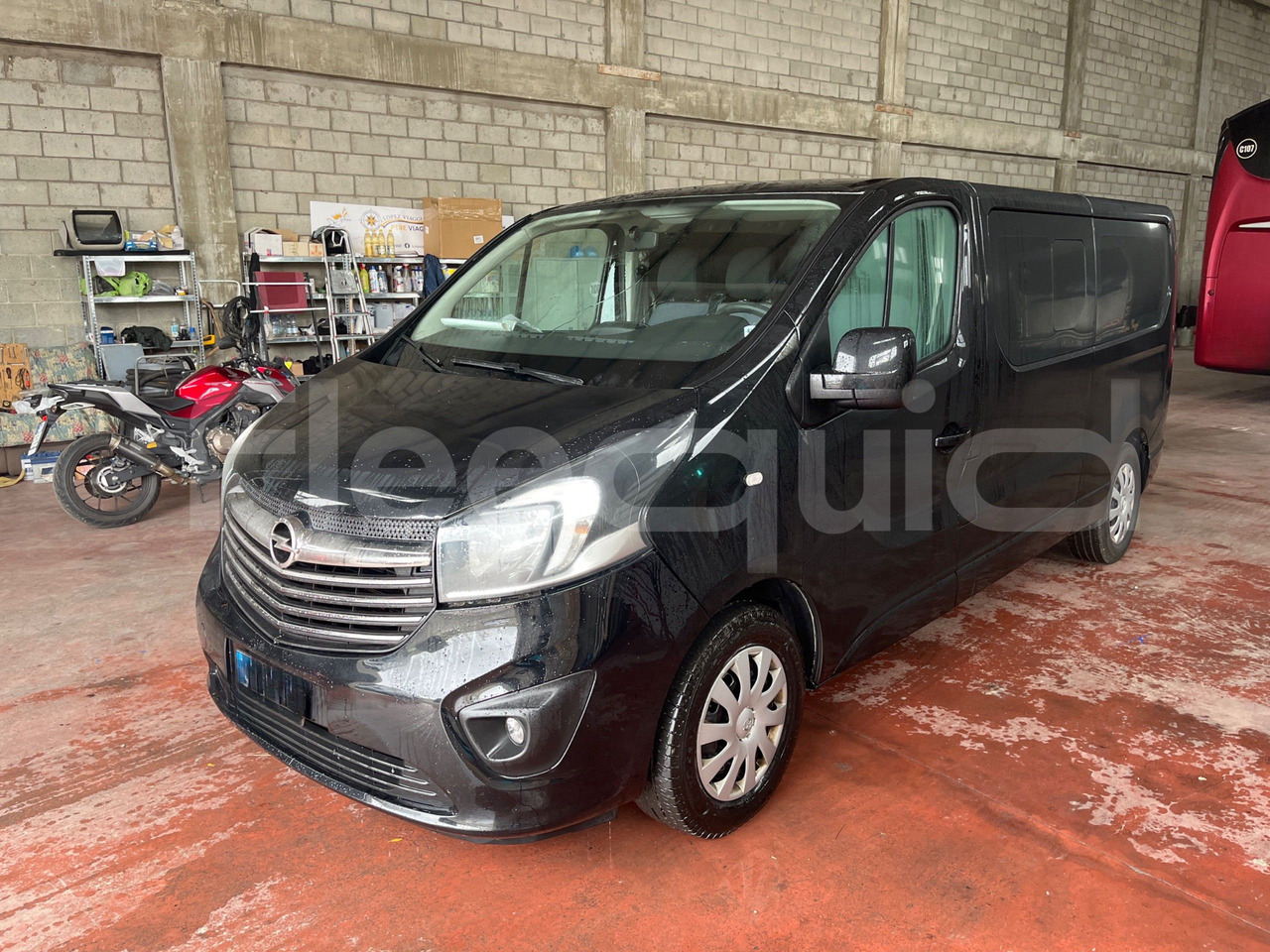 Opel Vivaro - B - Minibus, People carrier: picture 4 Opel Vivaro - B - Minibus, People carrier: picture 4