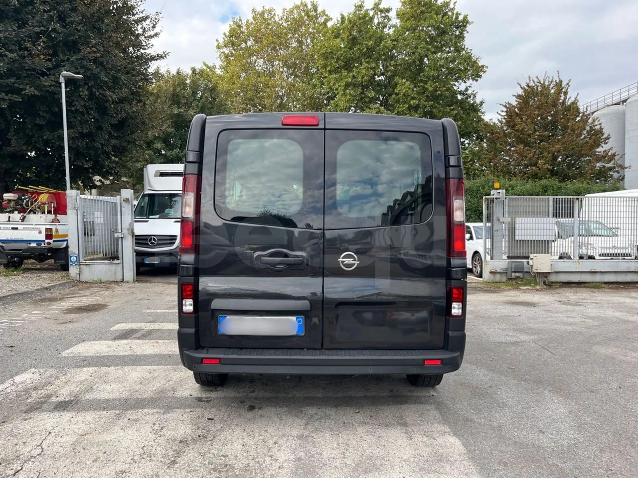 Opel Vivaro - B - Minibus, People carrier: picture 5 Opel Vivaro - B - Minibus, People carrier: picture 5