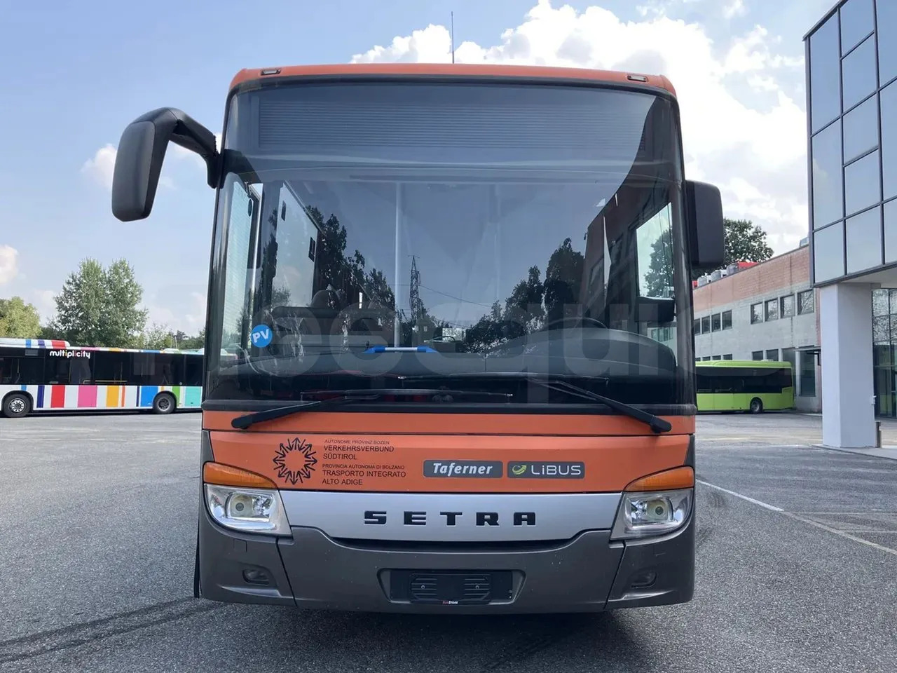 Setra S 417 - Suburban bus: picture 2 Setra S 417 - Suburban bus: picture 2
