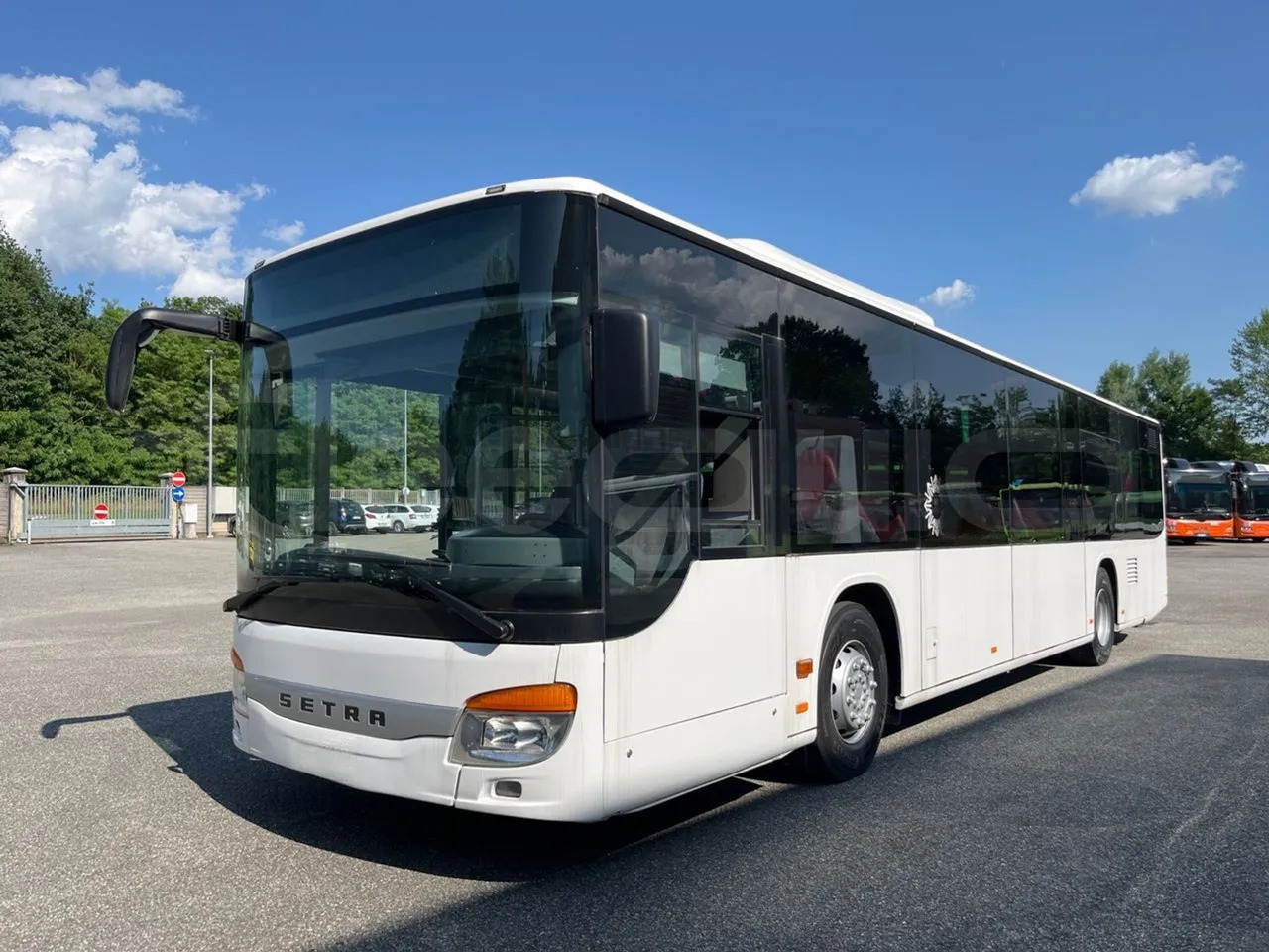 Setra S415 - City bus: picture 3 Setra S415 - City bus: picture 3