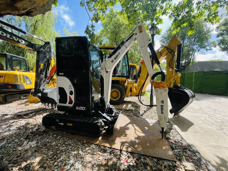 Bobcat 320 - Mini excavator: picture 4 Bobcat 320 - Mini excavator: picture 4